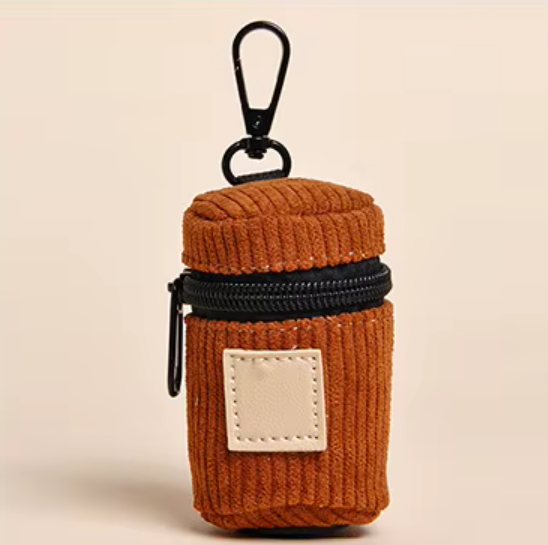 Housse distributeur de sacs à crottes pour chien en velours côtelé pourpre avec fermeture éclair et mousqueton, compact et pratique pour les balades